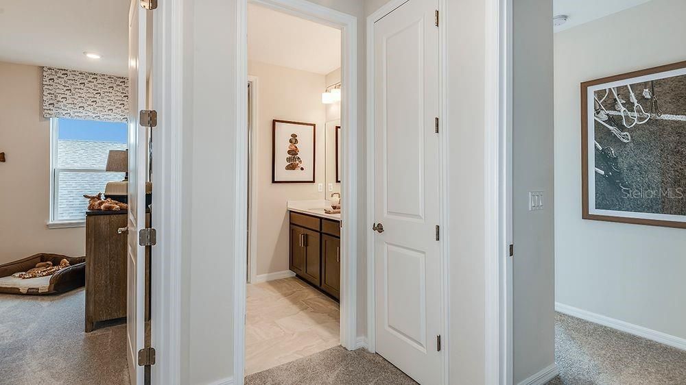 En Venta: $549,999 (4 camas, 3 baños, 3053 Pies cuadrados)