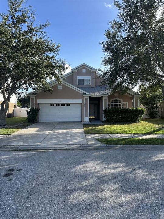Recently Rented: $2,300 (4 beds, 2 baths, 2377 Square Feet)