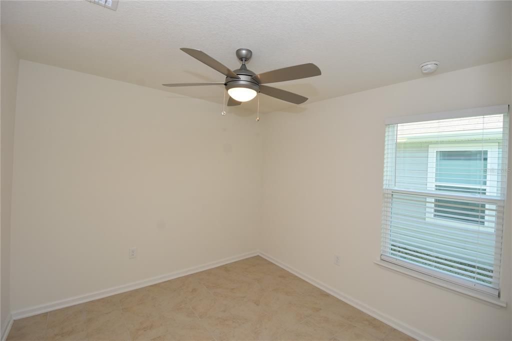 For Rent: $2,100 (4 beds, 2 baths, 1891 Square Feet)