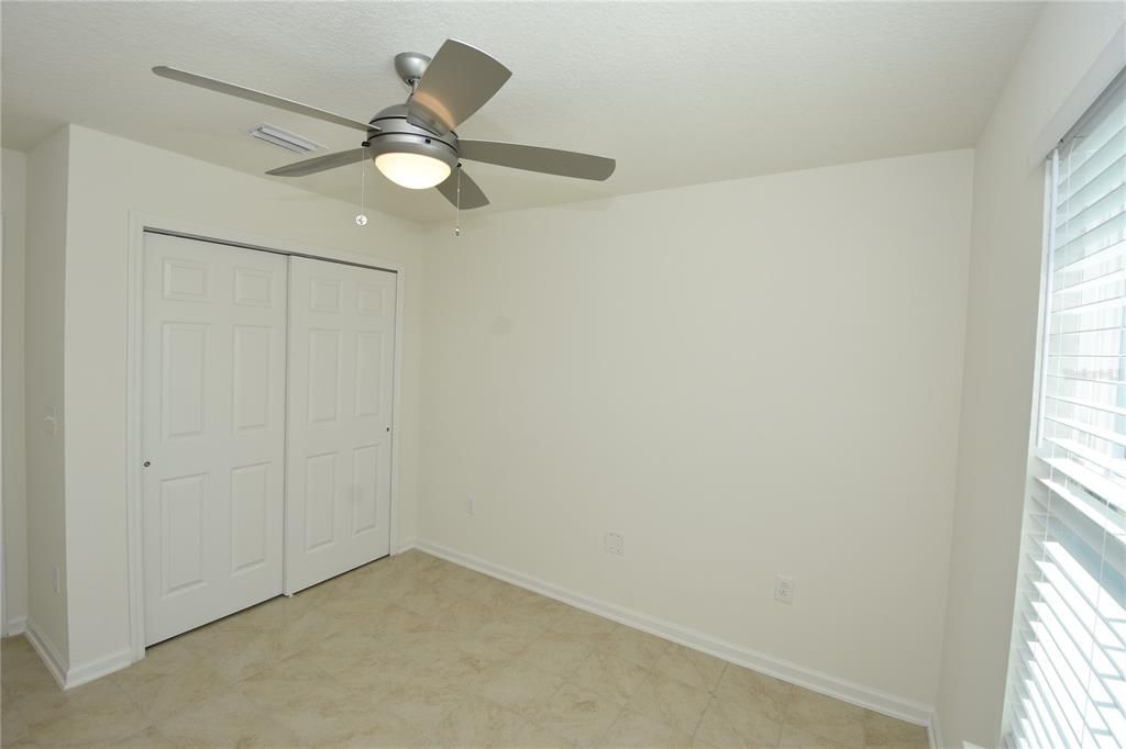 For Rent: $2,100 (4 beds, 2 baths, 1891 Square Feet)