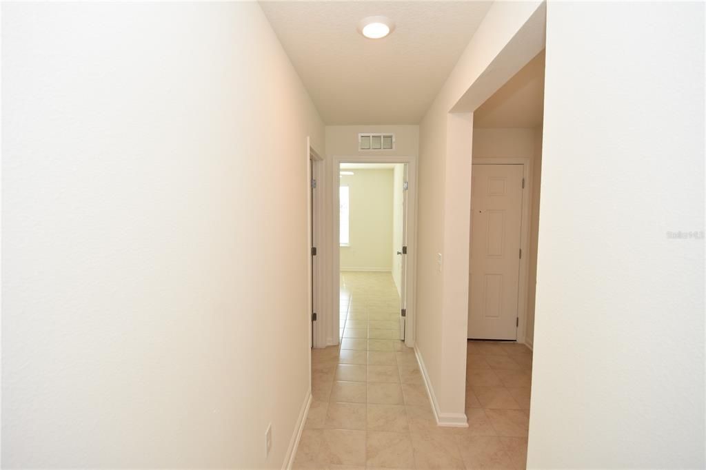 For Rent: $2,100 (4 beds, 2 baths, 1891 Square Feet)