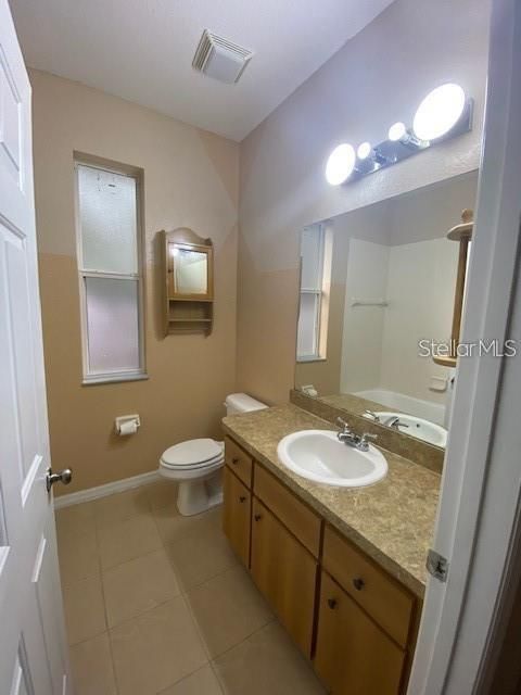 For Rent: $1,875 (3 beds, 2 baths, 1663 Square Feet)