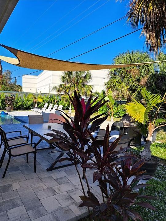 На продажу: $469,000 (4 спален, 2 ванн, 1904 Квадратных фут)