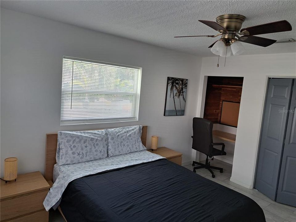 На продажу: $479,000 (4 спален, 2 ванн, 1904 Квадратных фут)