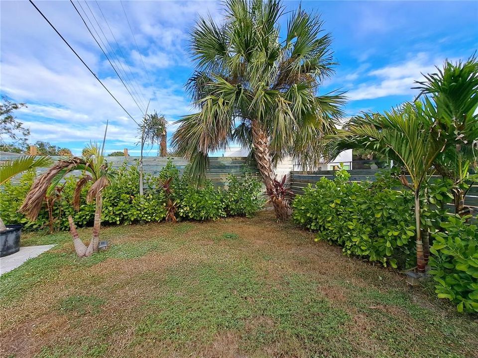 На продажу: $479,000 (4 спален, 2 ванн, 1904 Квадратных фут)