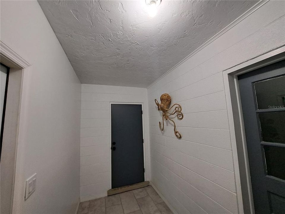 На продажу: $479,000 (4 спален, 2 ванн, 1904 Квадратных фут)