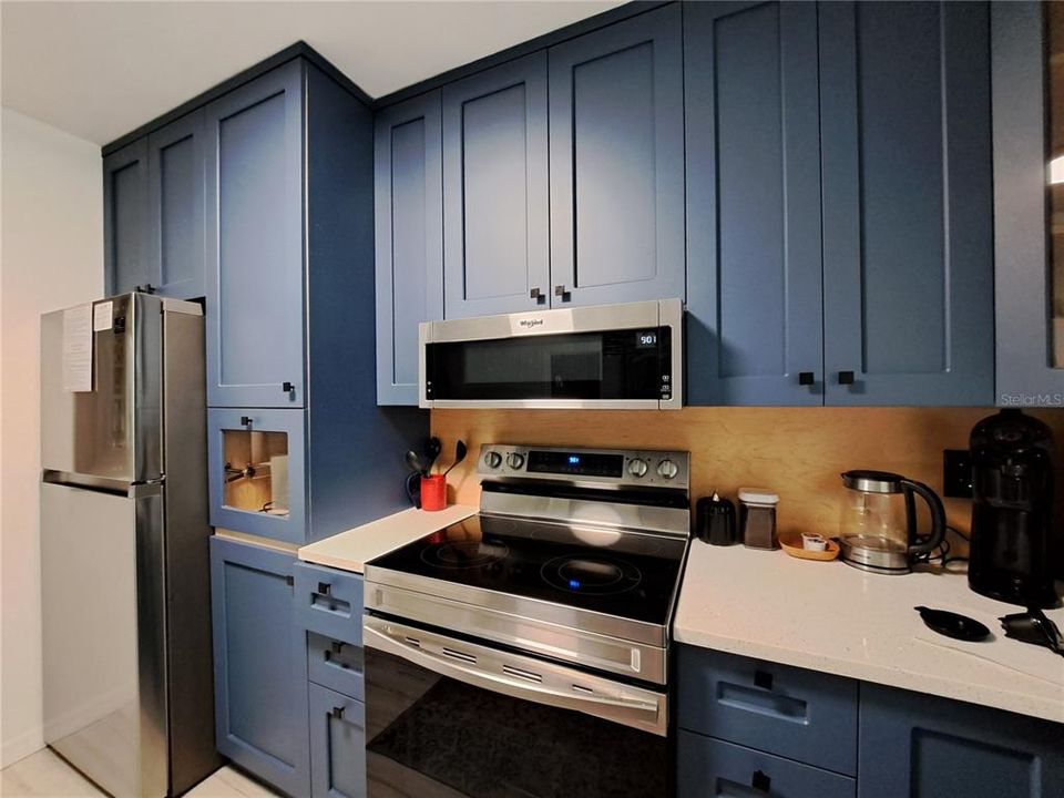 На продажу: $479,000 (4 спален, 2 ванн, 1904 Квадратных фут)