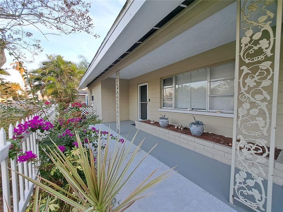 На продажу: $479,000 (4 спален, 2 ванн, 1904 Квадратных фут)