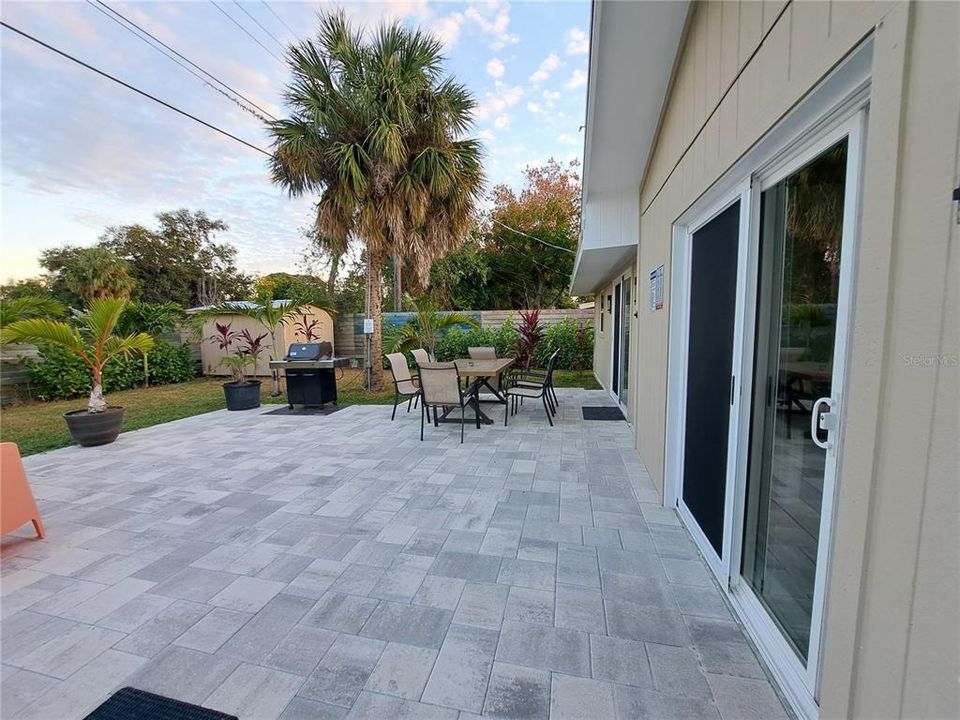 На продажу: $479,000 (4 спален, 2 ванн, 1904 Квадратных фут)