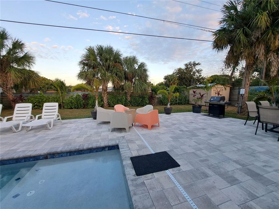 На продажу: $479,000 (4 спален, 2 ванн, 1904 Квадратных фут)