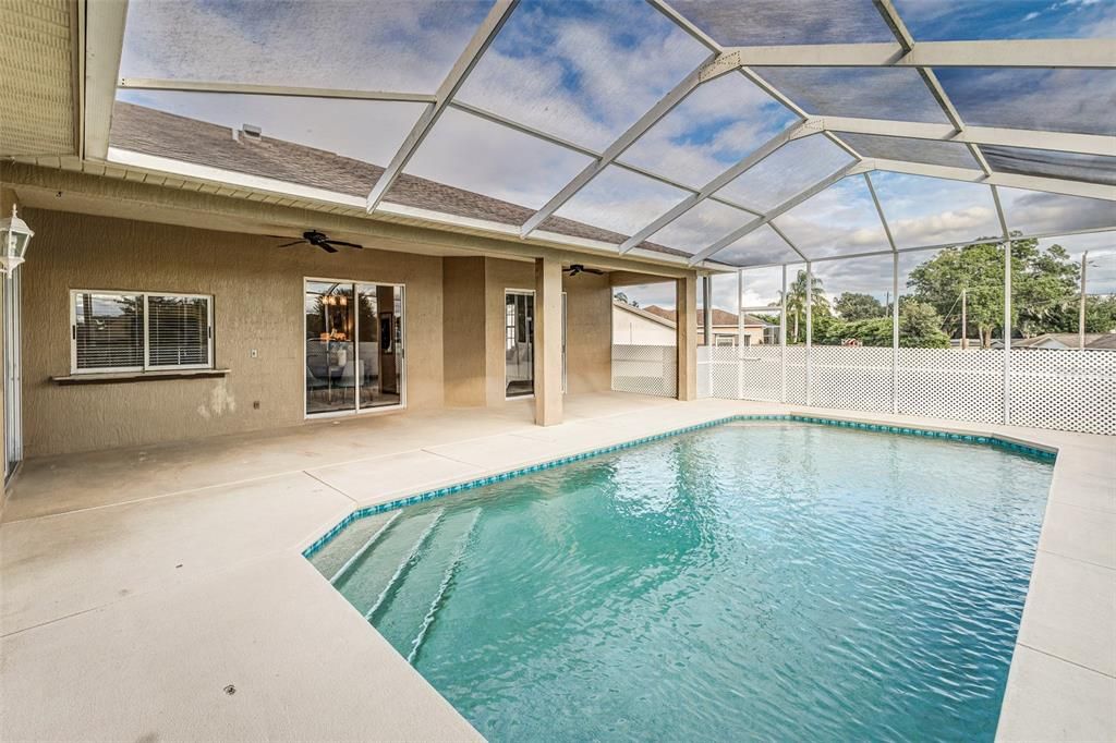 For Rent: $2,800 (4 beds, 2 baths, 2240 Square Feet)