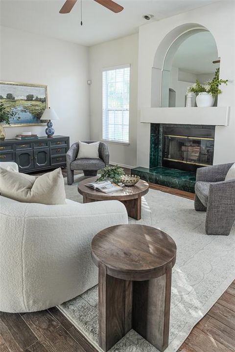 For Rent: $2,800 (4 beds, 2 baths, 2240 Square Feet)