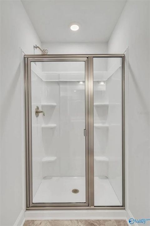 待售: $390,600 (4 贝兹, 3 浴室, 2200 平方英尺)