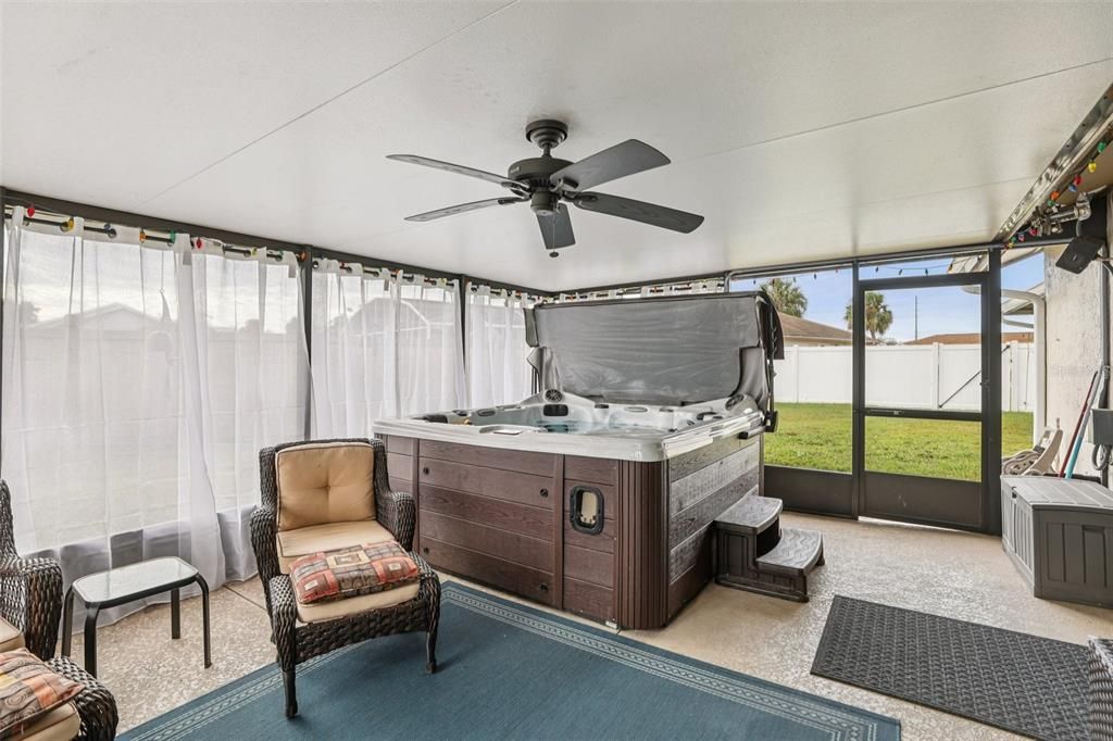 待售: $420,000 (3 贝兹, 2 浴室, 1697 平方英尺)