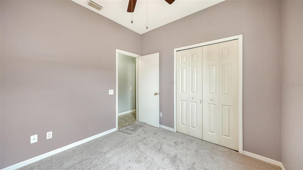 En Venta: $420,000 (4 camas, 2 baños, 1996 Pies cuadrados)