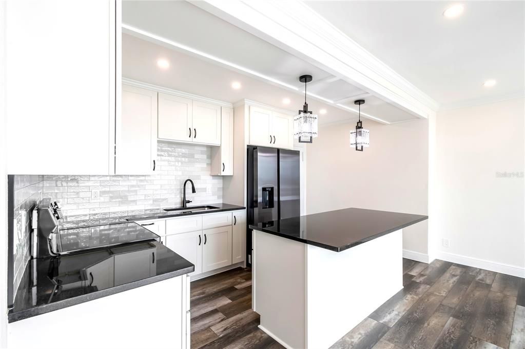 En Venta: $325,000 (2 camas, 1 baños, 995 Pies cuadrados)