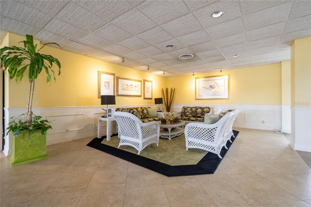 En Venta: $325,000 (2 camas, 1 baños, 995 Pies cuadrados)