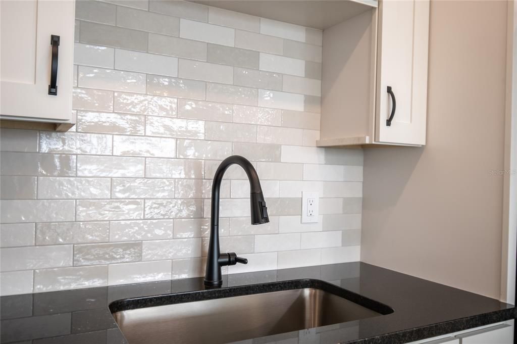 En Venta: $325,000 (2 camas, 1 baños, 995 Pies cuadrados)