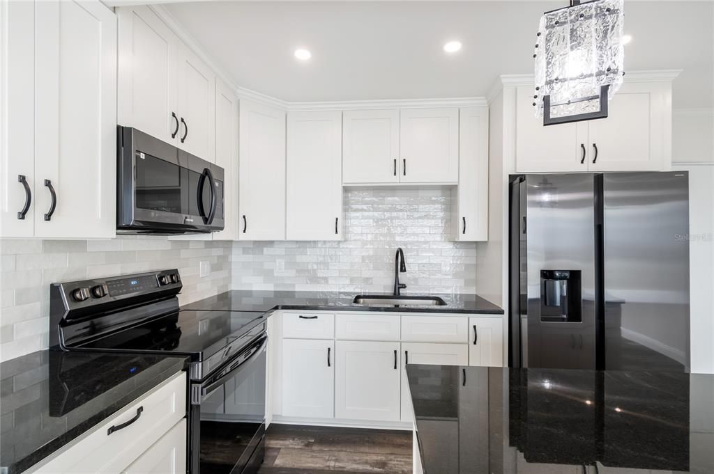 En Venta: $325,000 (2 camas, 1 baños, 995 Pies cuadrados)