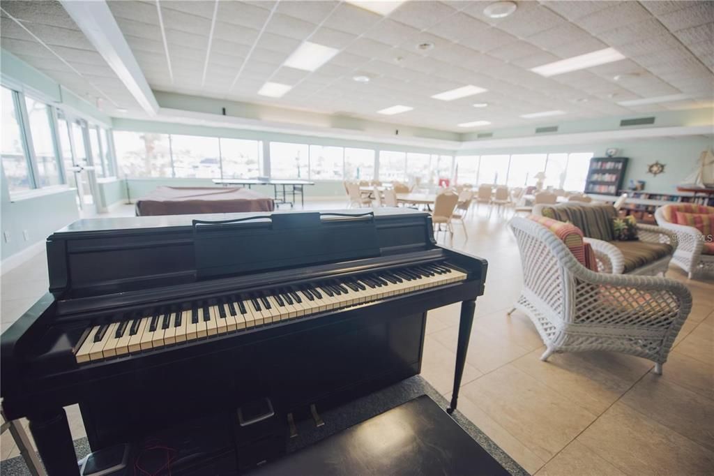 En Venta: $325,000 (2 camas, 1 baños, 995 Pies cuadrados)