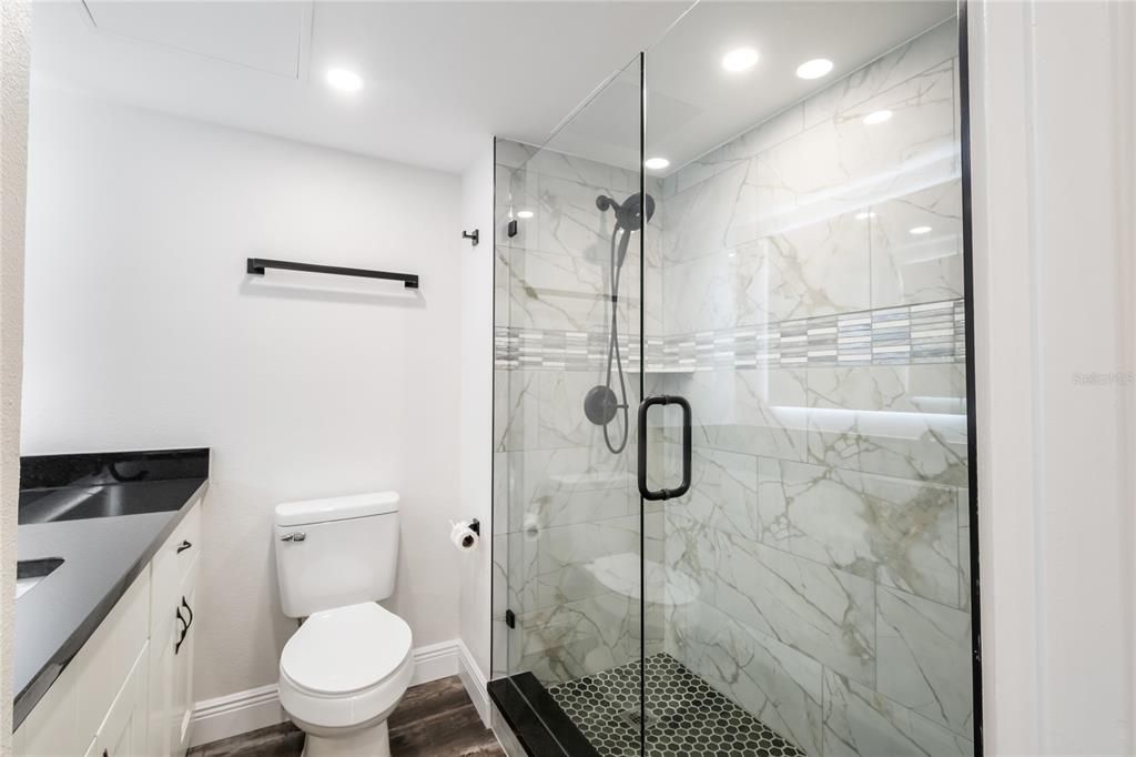 En Venta: $325,000 (2 camas, 1 baños, 995 Pies cuadrados)