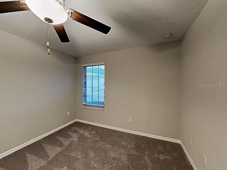 待售: $406,000 (4 贝兹, 2 浴室, 2109 平方英尺)