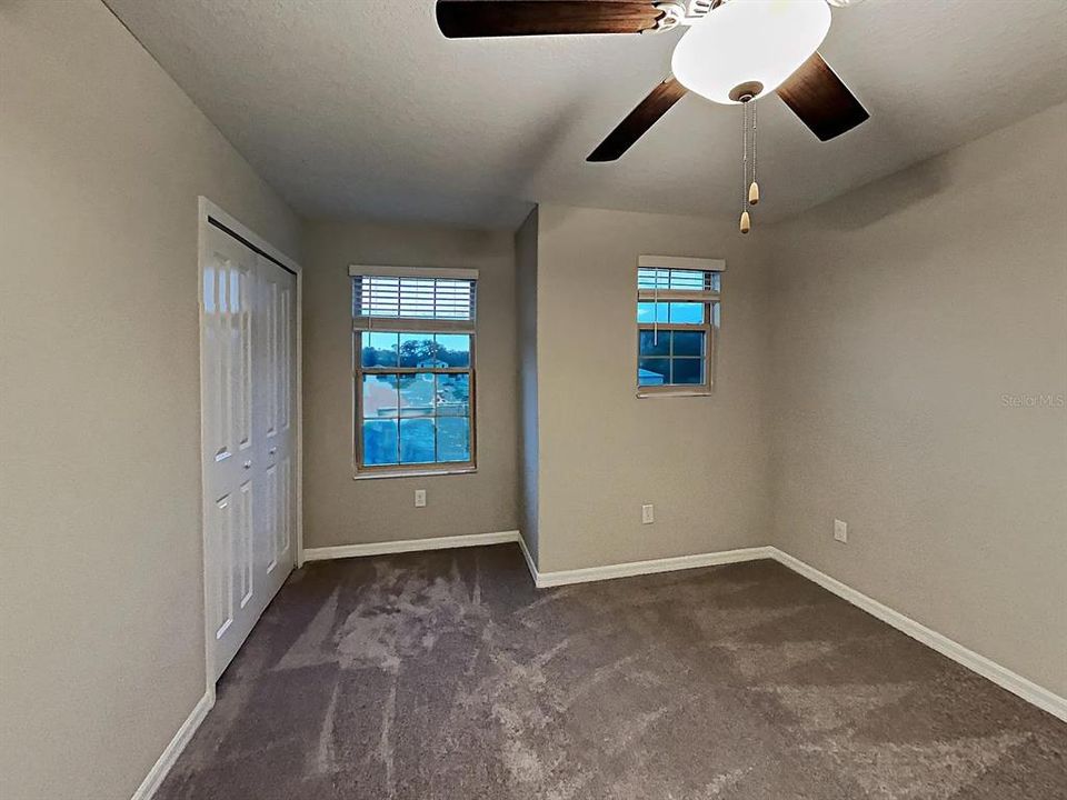 待售: $406,000 (4 贝兹, 2 浴室, 2109 平方英尺)