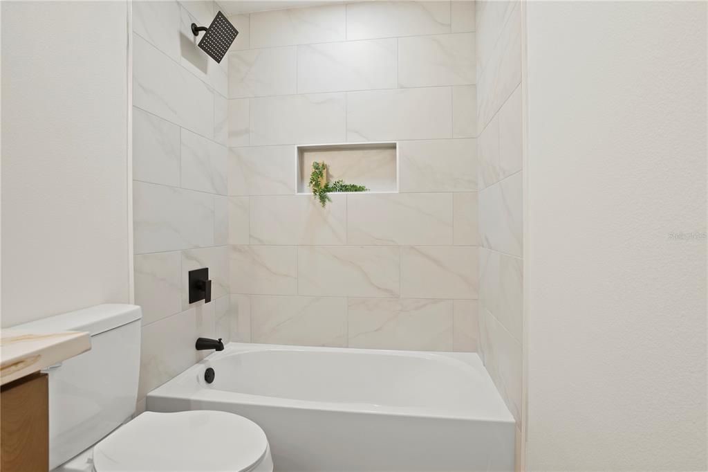 For Sale: $475,000 (4 beds, 2 baths, 1793 Square Feet)