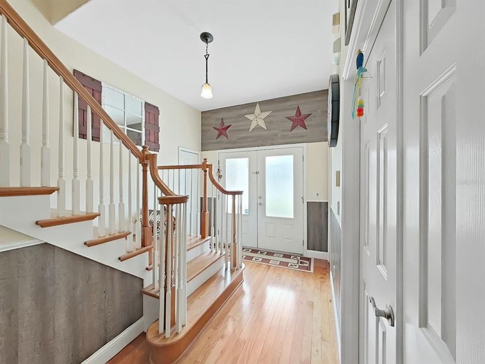 待售: $650,000 (4 贝兹, 2 浴室, 3210 平方英尺)