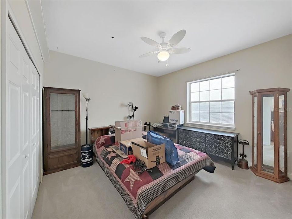 待售: $650,000 (4 贝兹, 2 浴室, 3210 平方英尺)