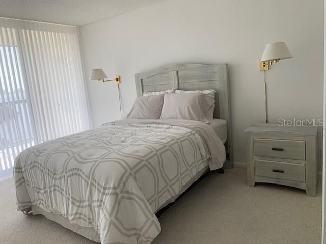 出租: $3,300 (2 贝兹, 2 浴室, 1395 平方英尺)