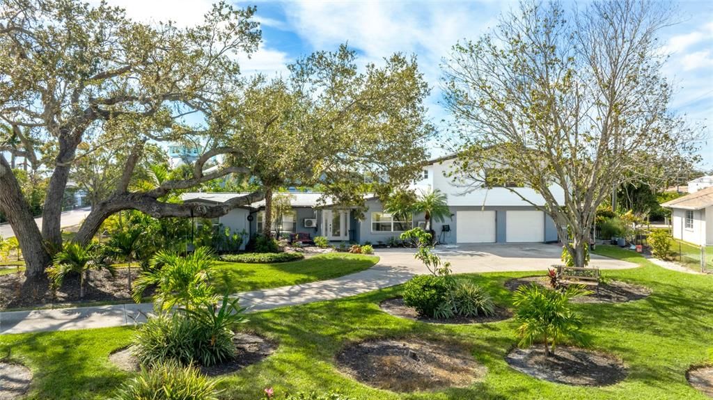 待售: $775,000 (4 贝兹, 4 浴室, 3067 平方英尺)