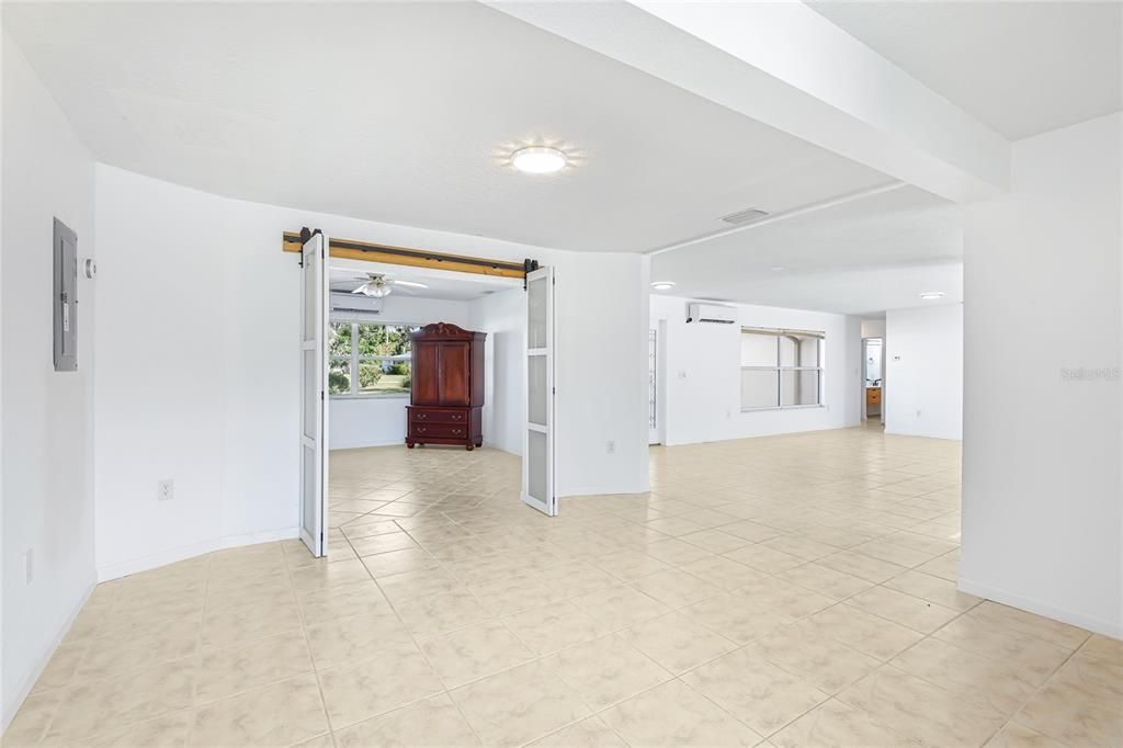 待售: $775,000 (4 贝兹, 4 浴室, 3067 平方英尺)