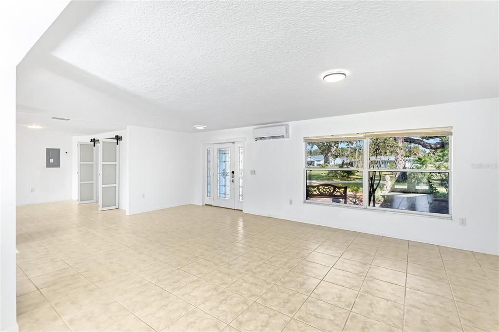 待售: $775,000 (4 贝兹, 4 浴室, 3067 平方英尺)