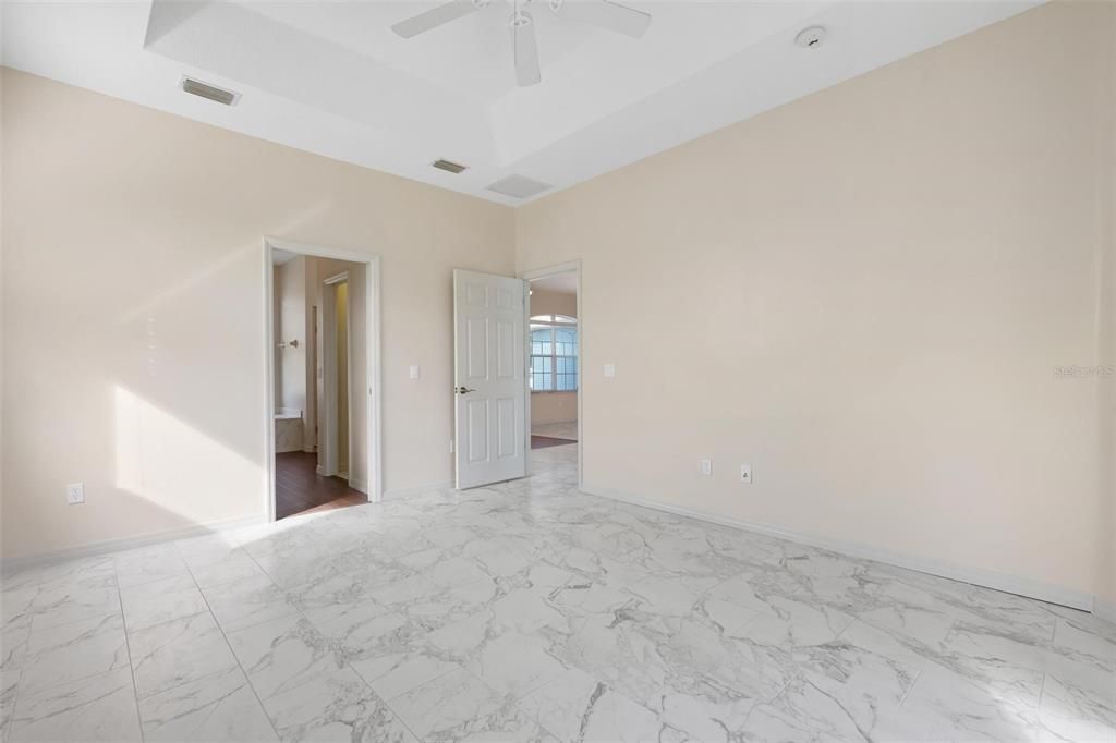 En Renta: $2,100 (3 camas, 2 baños, 1827 Pies cuadrados)