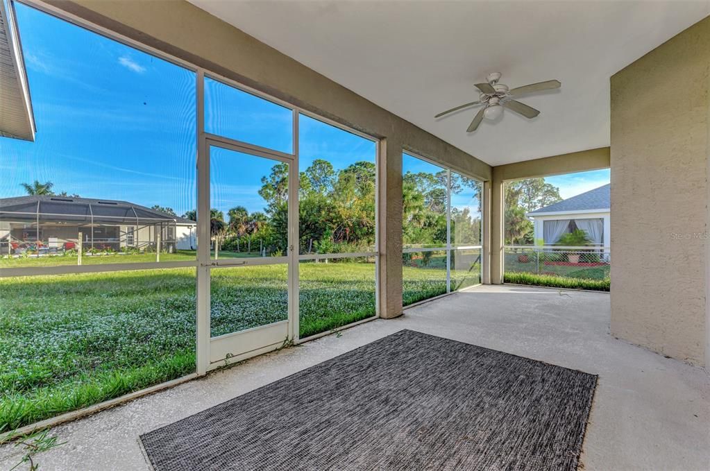 For Rent: $2,150 (3 beds, 2 baths, 1827 Square Feet)