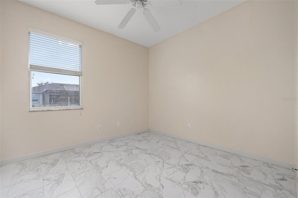 En Renta: $2,100 (3 camas, 2 baños, 1827 Pies cuadrados)