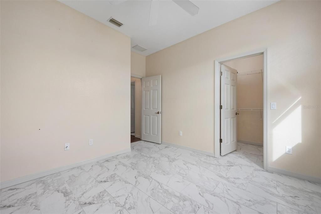 En Renta: $2,100 (3 camas, 2 baños, 1827 Pies cuadrados)