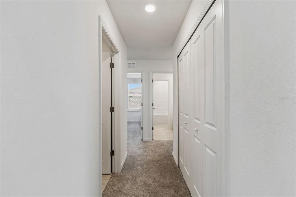 出租: $3,000 (6 贝兹, 3 浴室, 3092 平方英尺)