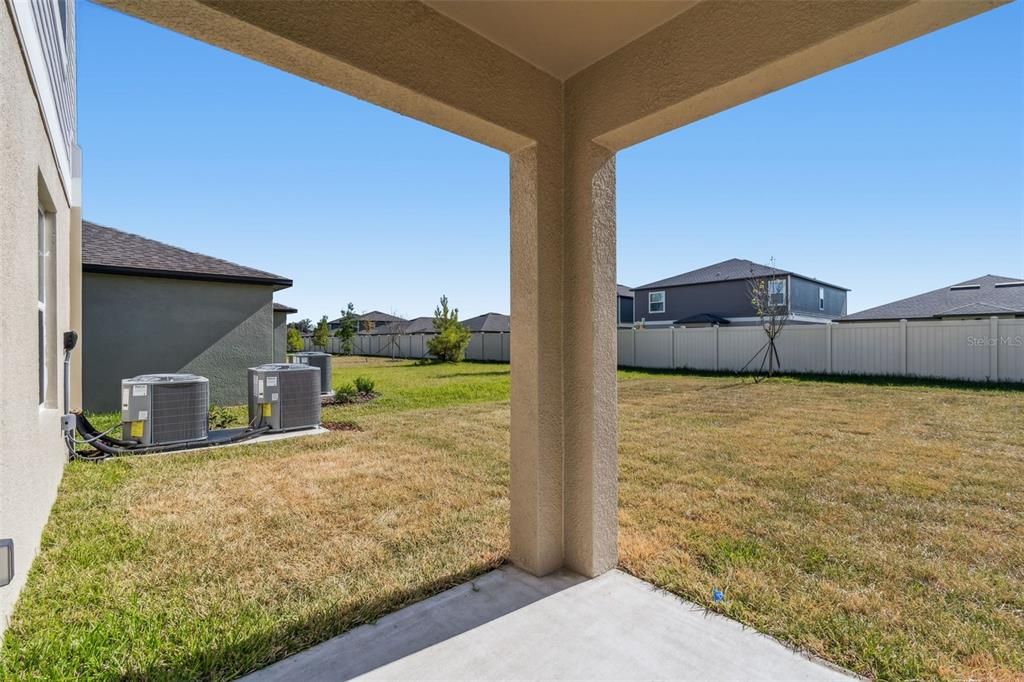 出租: $3,000 (6 贝兹, 3 浴室, 3092 平方英尺)