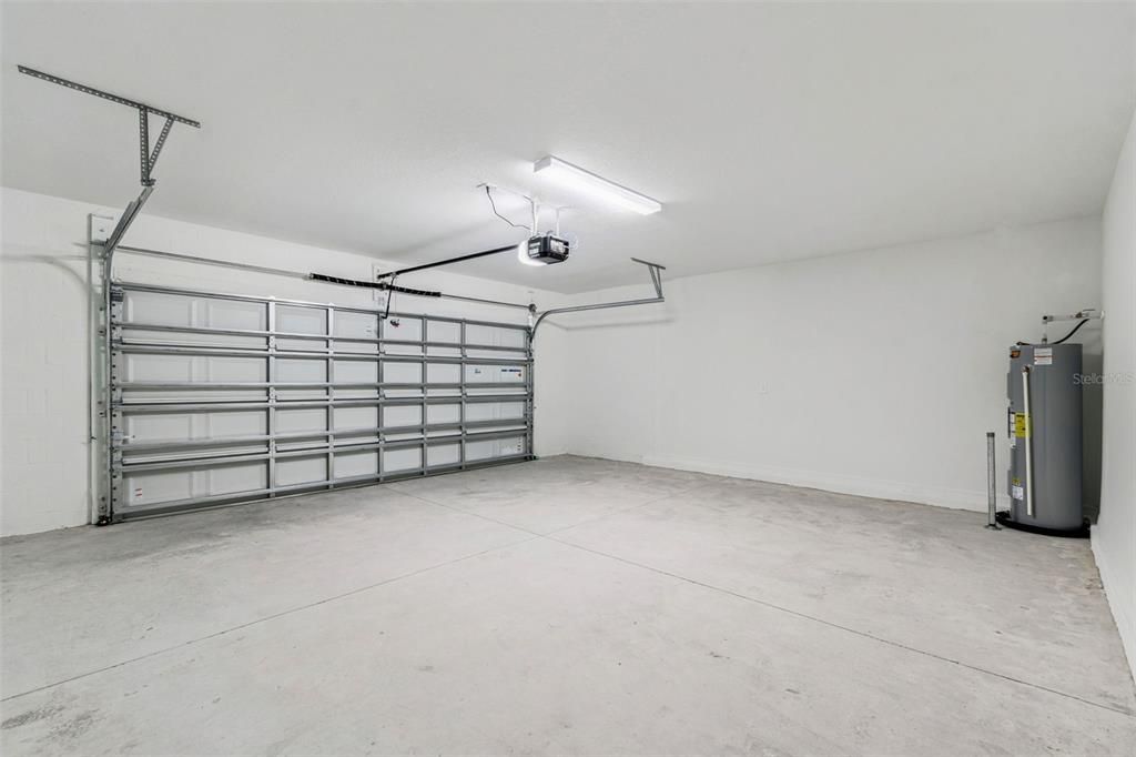 出租: $3,000 (6 贝兹, 3 浴室, 3092 平方英尺)