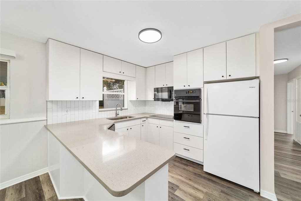 En Venta: $229,900 (3 camas, 2 baños, 1118 Pies cuadrados)