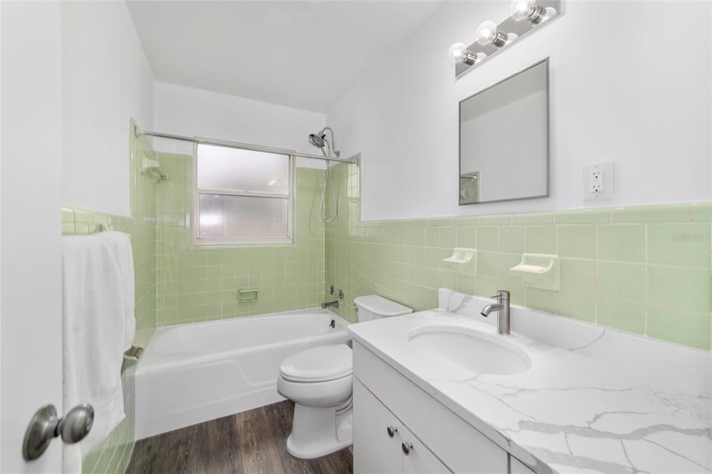 En Venta: $229,900 (3 camas, 2 baños, 1118 Pies cuadrados)