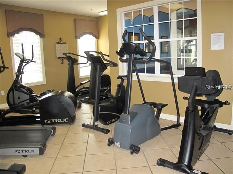 For Rent: $1,800 (2 beds, 2 baths, 1174 Square Feet)