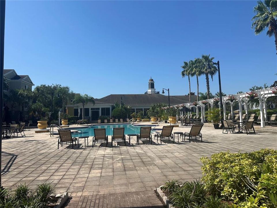 For Rent: $1,800 (2 beds, 2 baths, 1174 Square Feet)