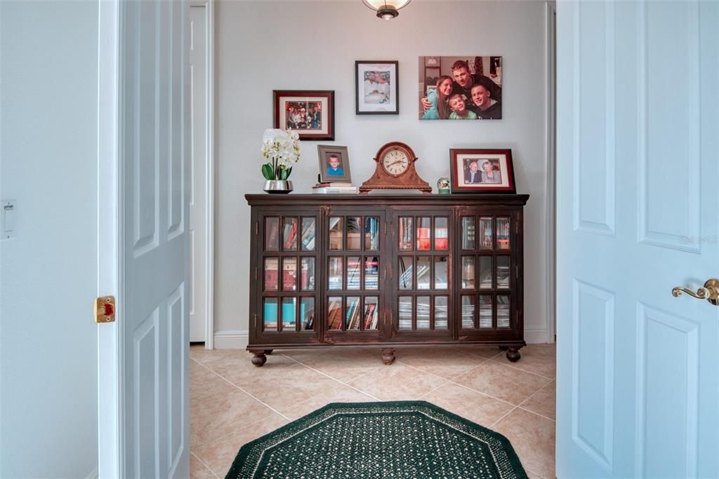 For Sale: $390,390 (2 beds, 2 baths, 2078 Square Feet)