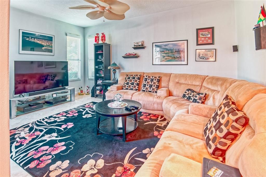 For Sale: $390,390 (2 beds, 2 baths, 2078 Square Feet)