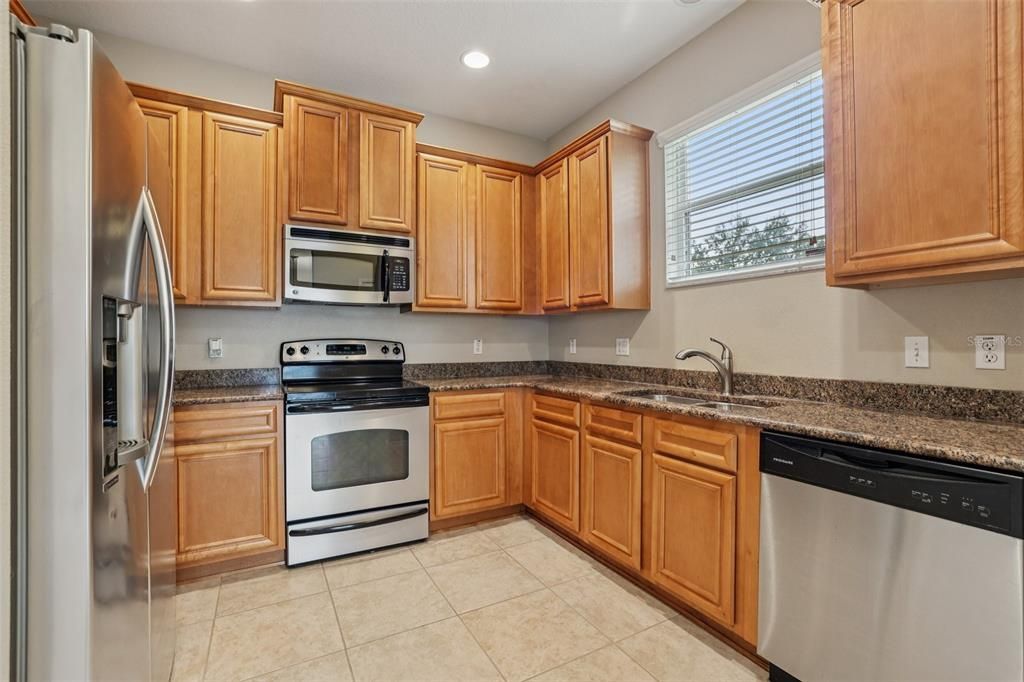 For Sale: $385,000 (3 beds, 2 baths, 1840 Square Feet)