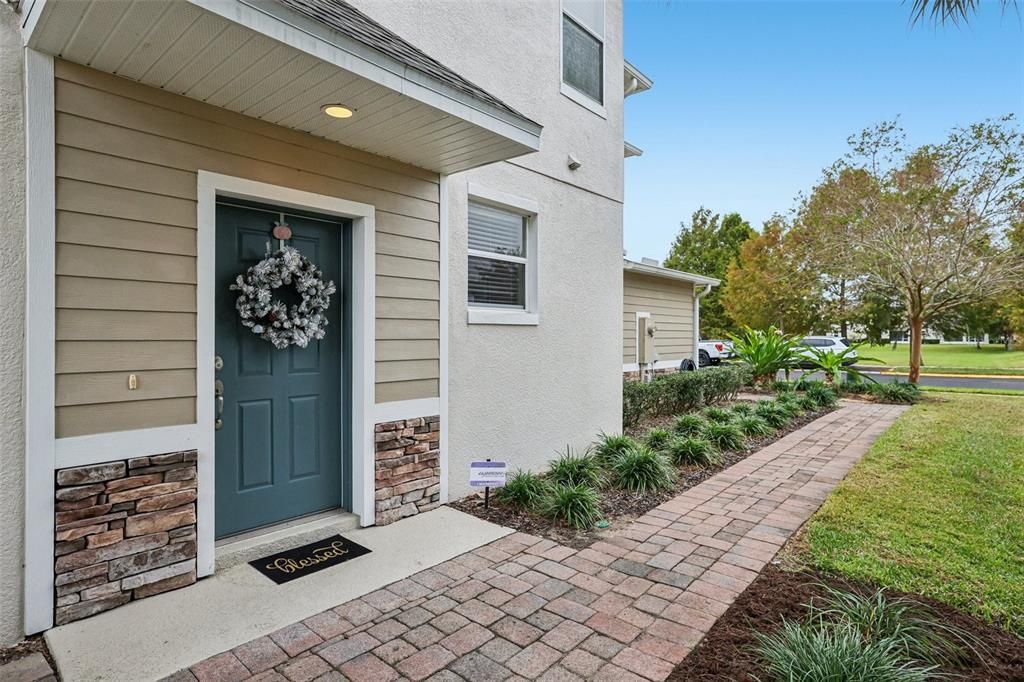 For Sale: $385,000 (3 beds, 2 baths, 1840 Square Feet)