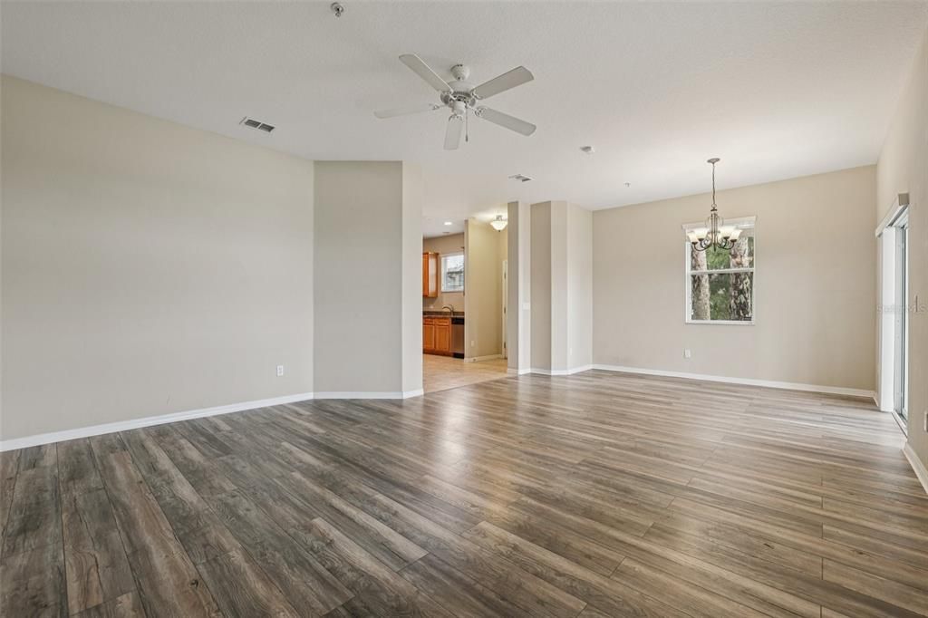 For Sale: $385,000 (3 beds, 2 baths, 1840 Square Feet)